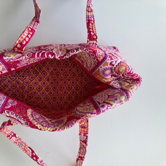 Vera Bradley Raspberry Fizz Duffel - Small - Picture 3 of 3